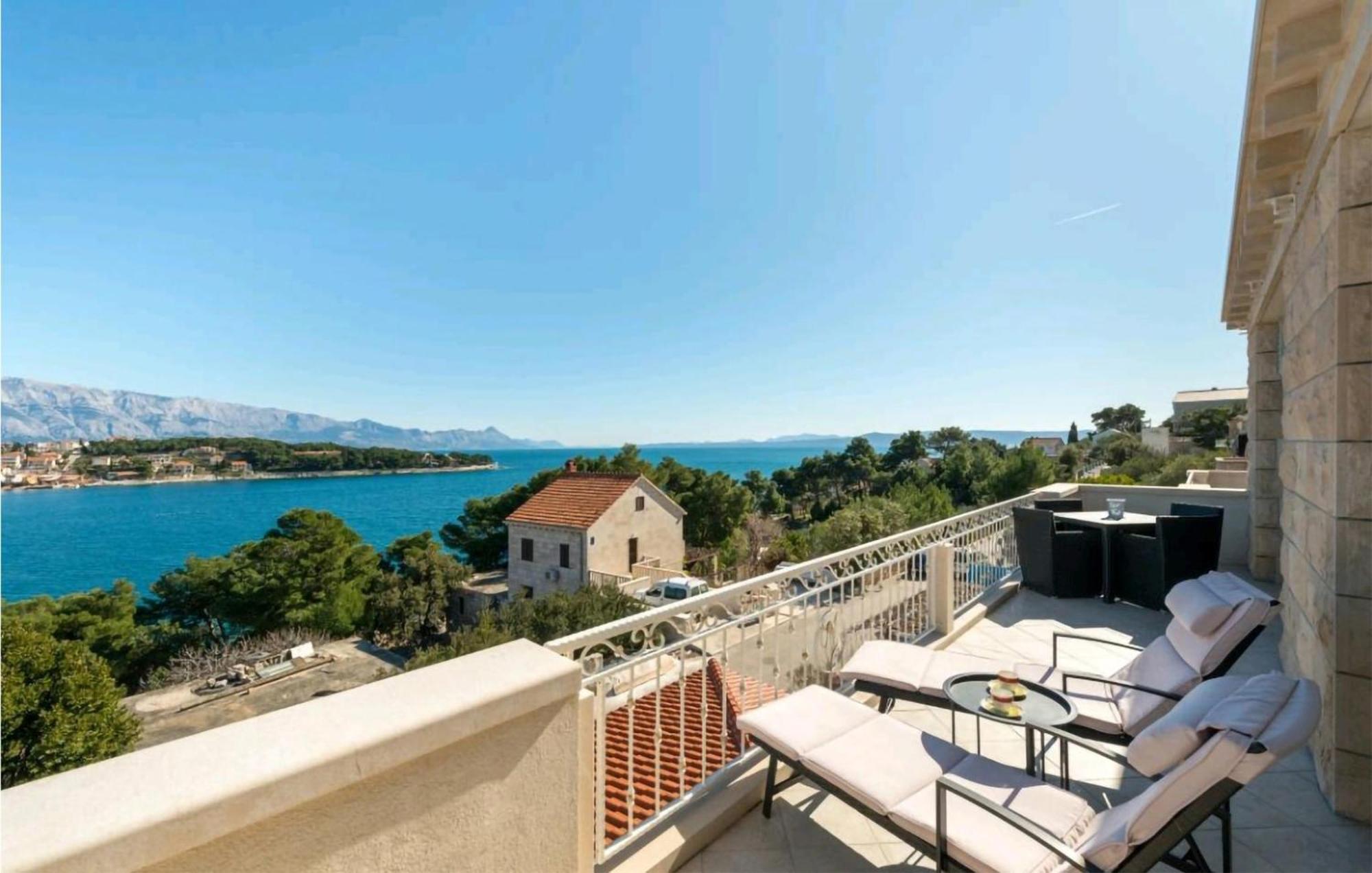 Amazing Apartment In Selca With Wifi Exteriör bild